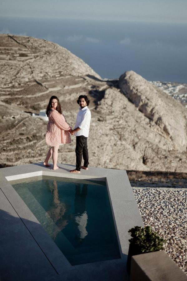 Santorini Sky, The Lodge Pýrgos Exterior foto